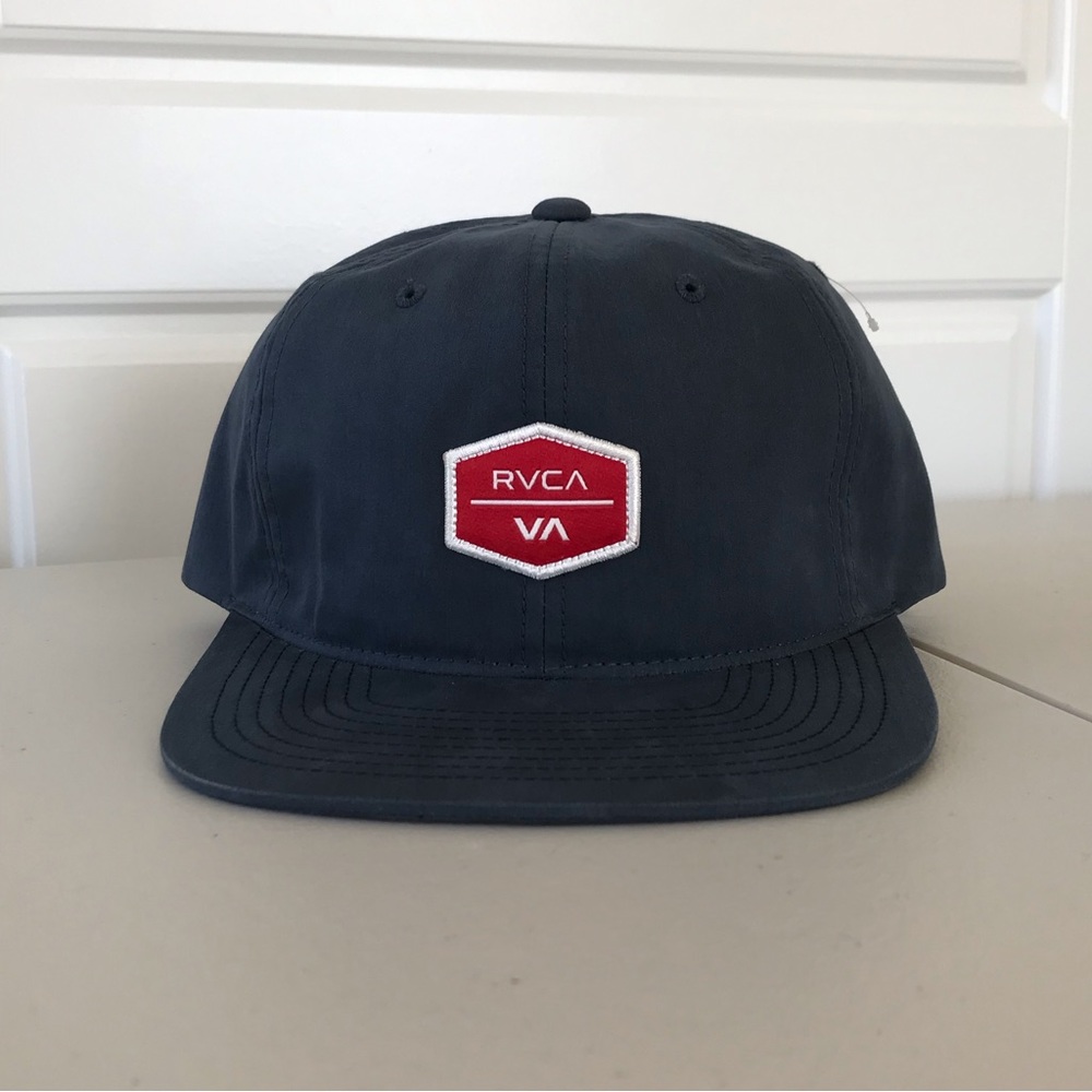 RVCA // NWOT Unisex Men’s Mid-fit Snapback Hat